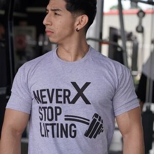 NEVER STOP LIFTING - T-SHIRT - SPORT GREY
LIFT Men’s New with tags gym workout